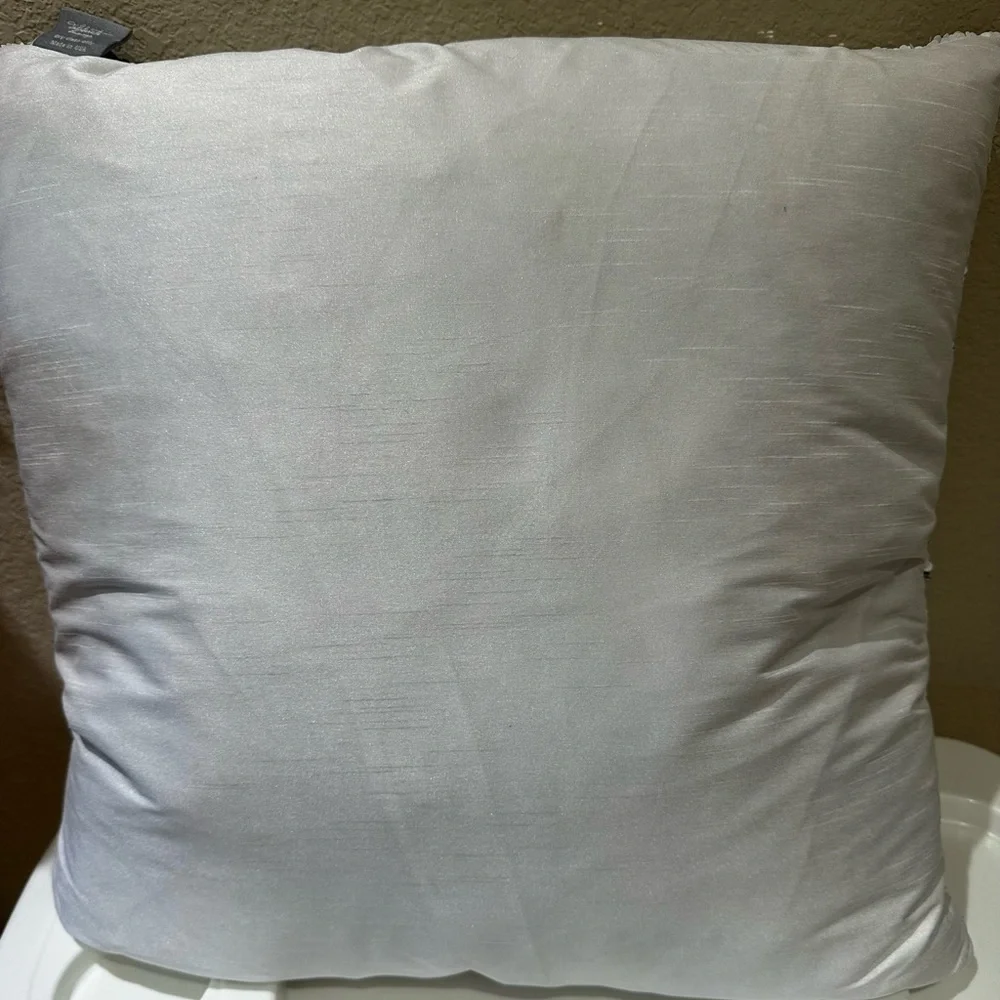 NWOT Aviva Stanoff Square Silver/white Sequin & Satin Down Pillow w/zipper.